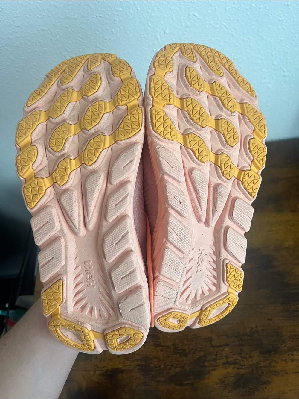 Hoka Women's Peach Athletic Running Shoes with Light Blue Logo - Picture 5 of 6